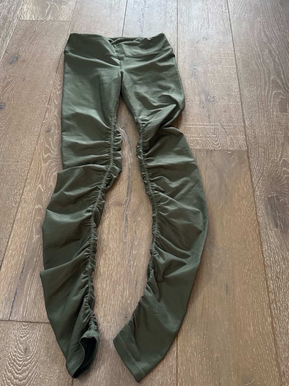 ALO Yoga Seamless High-Waist Leggings in Olive